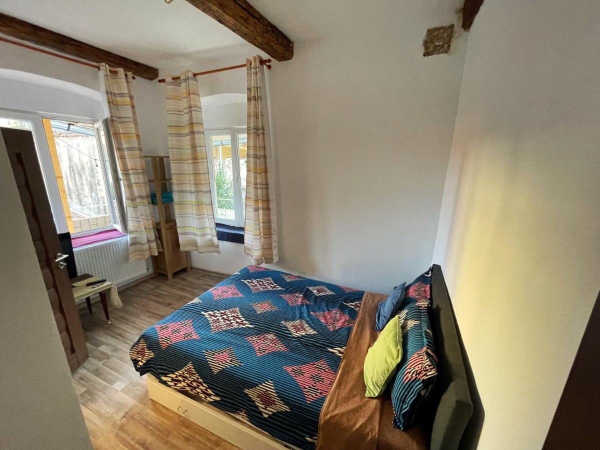סיביו Vadim'S Guesthouse מראה חיצוני תמונה